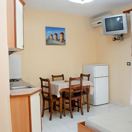 Apartments Bella Vista ดูร์เรส ภายนอก รูปภาพ