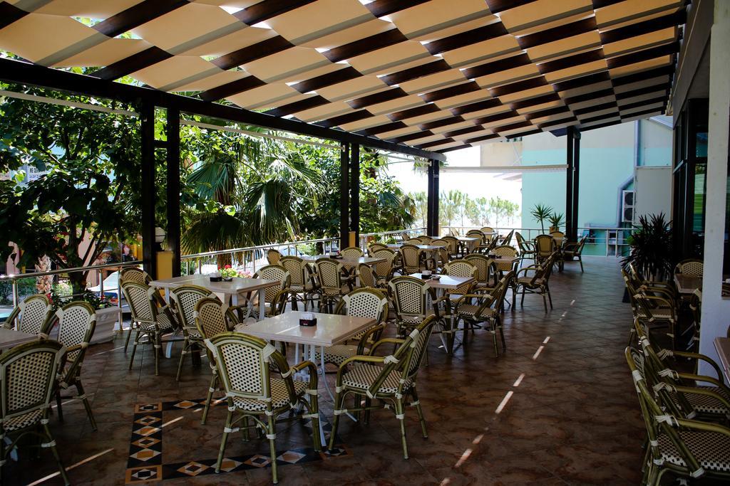 Apartments Bella Vista ดูร์เรส ภายนอก รูปภาพ