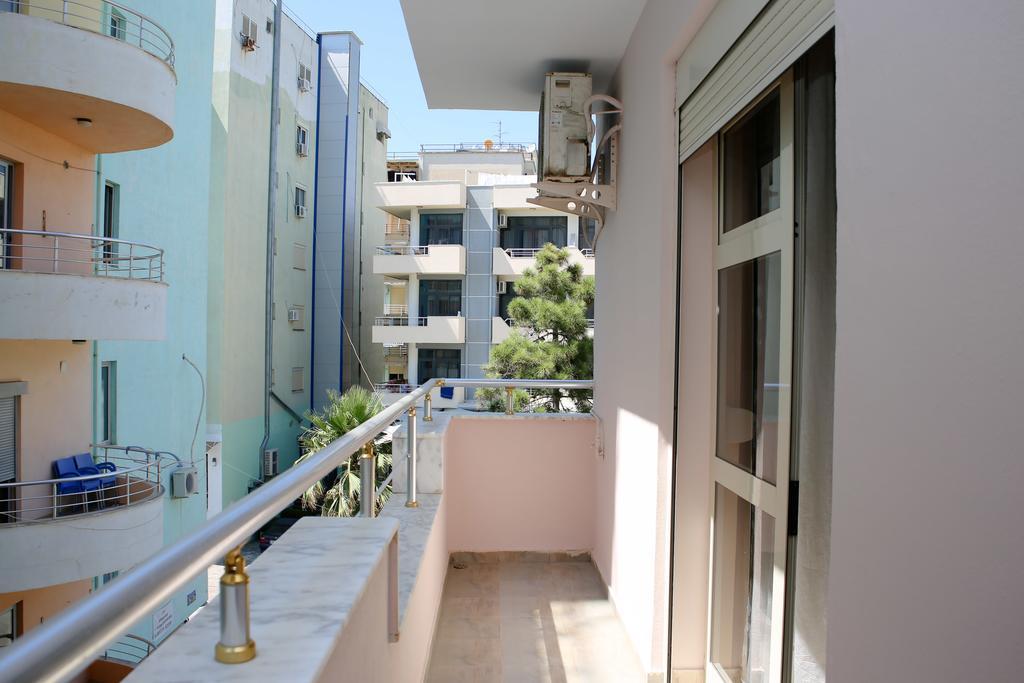 Apartments Bella Vista ดูร์เรส ภายนอก รูปภาพ